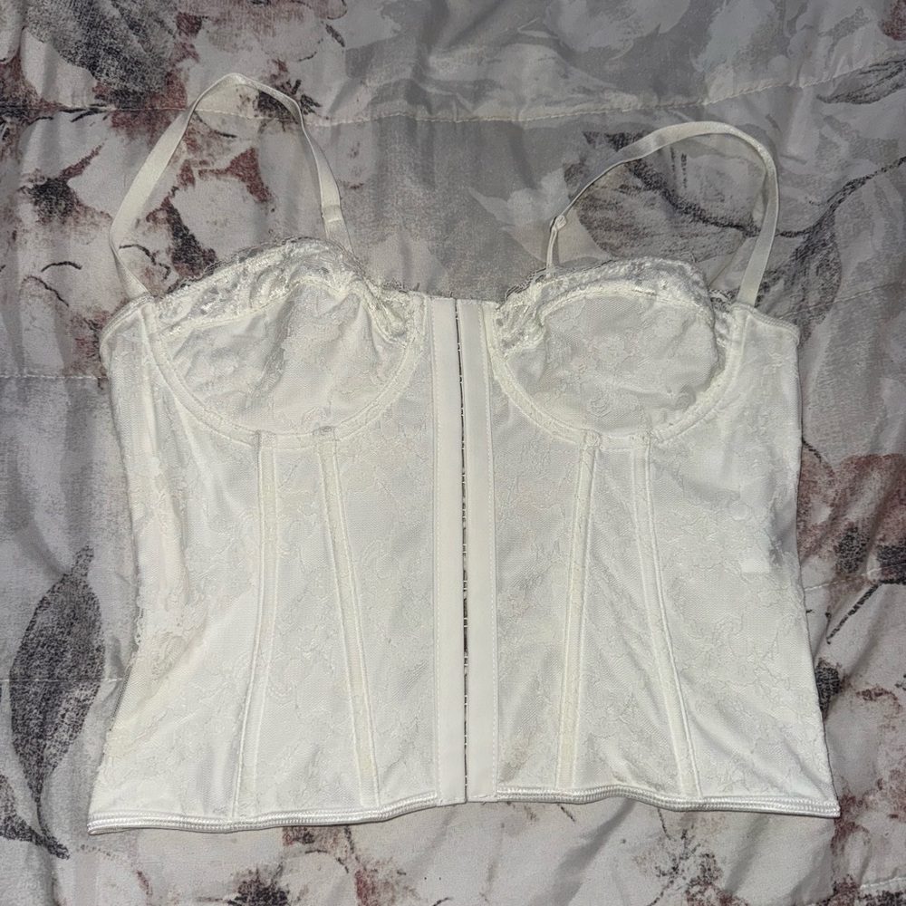 White corset top with lace detailing and adjustable straps. SHEIN SXY Date Nght